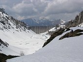 Al Rifugio Calvi e verso il Passo della Portula ancora con tanta neve con immagini del Trofeo Parravicini il 10 maggio 09 - FOTOGALLERY